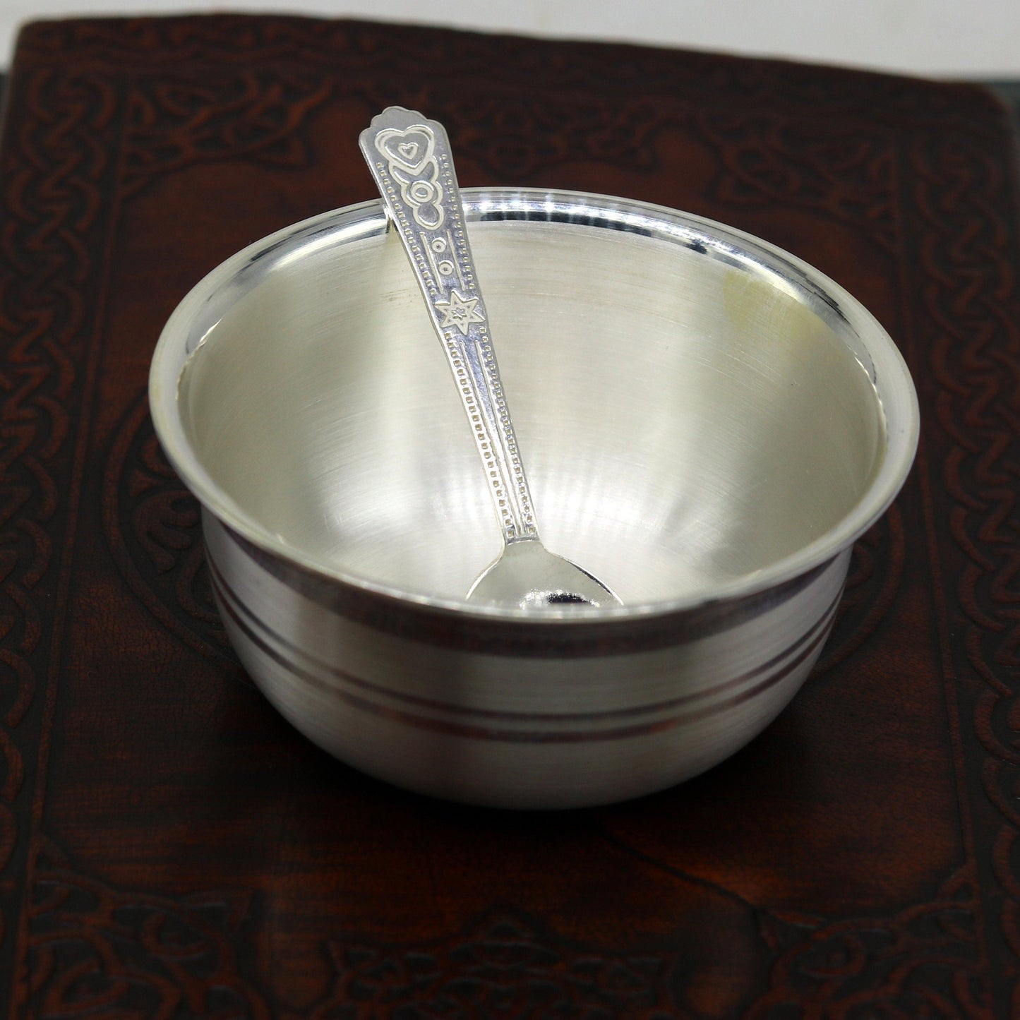 999 pure silver handmade solid bowl and spoon, table serving bowl, silver vessels, food serving utensils set, silver kitchen tools art sv84 - TRIBAL ORNAMENTS