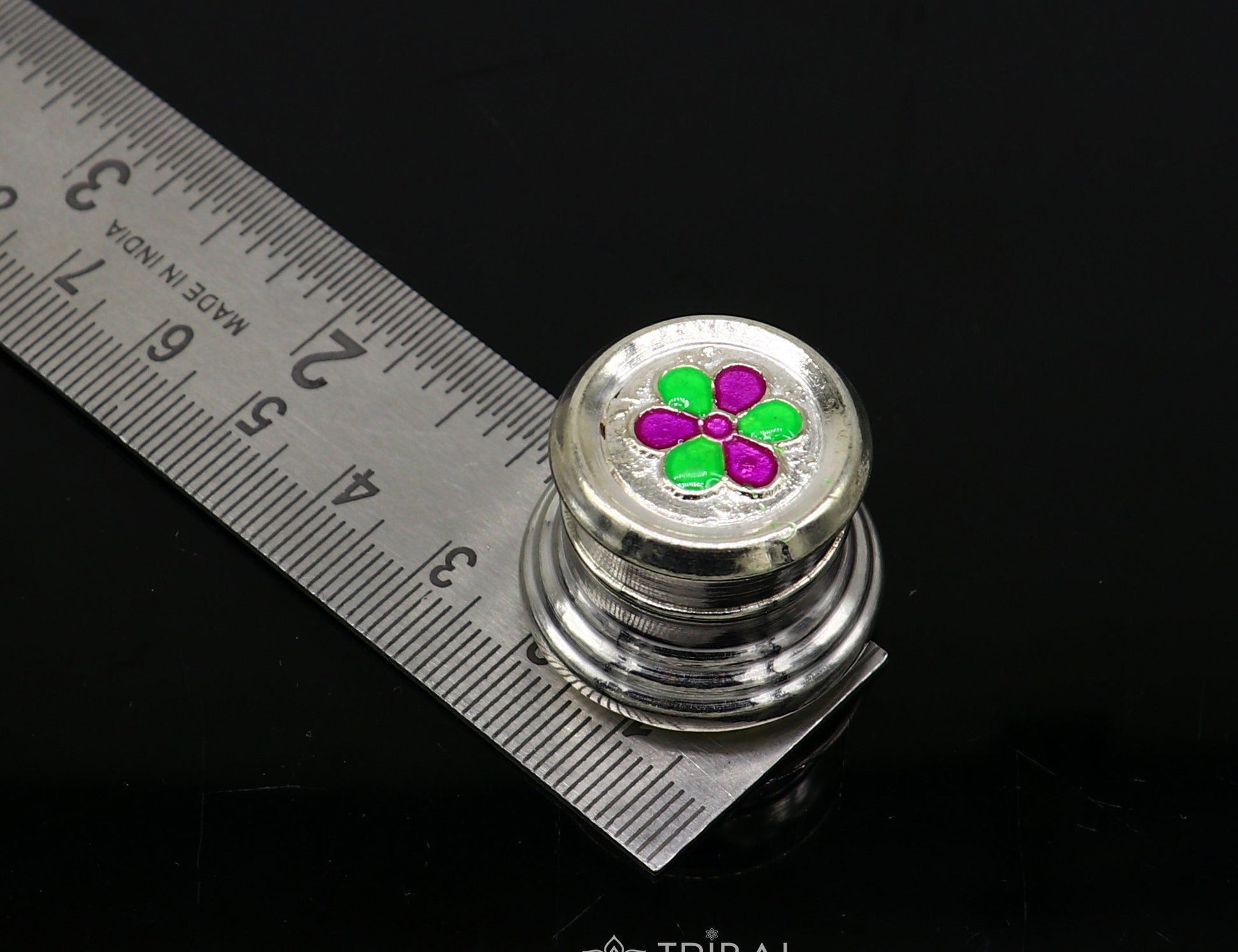 999 pure silver trinket box, kajal box brides round shape box flower design box , container tobacco box, eyeliner Sindur box gifting stb807 - TRIBAL ORNAMENTS