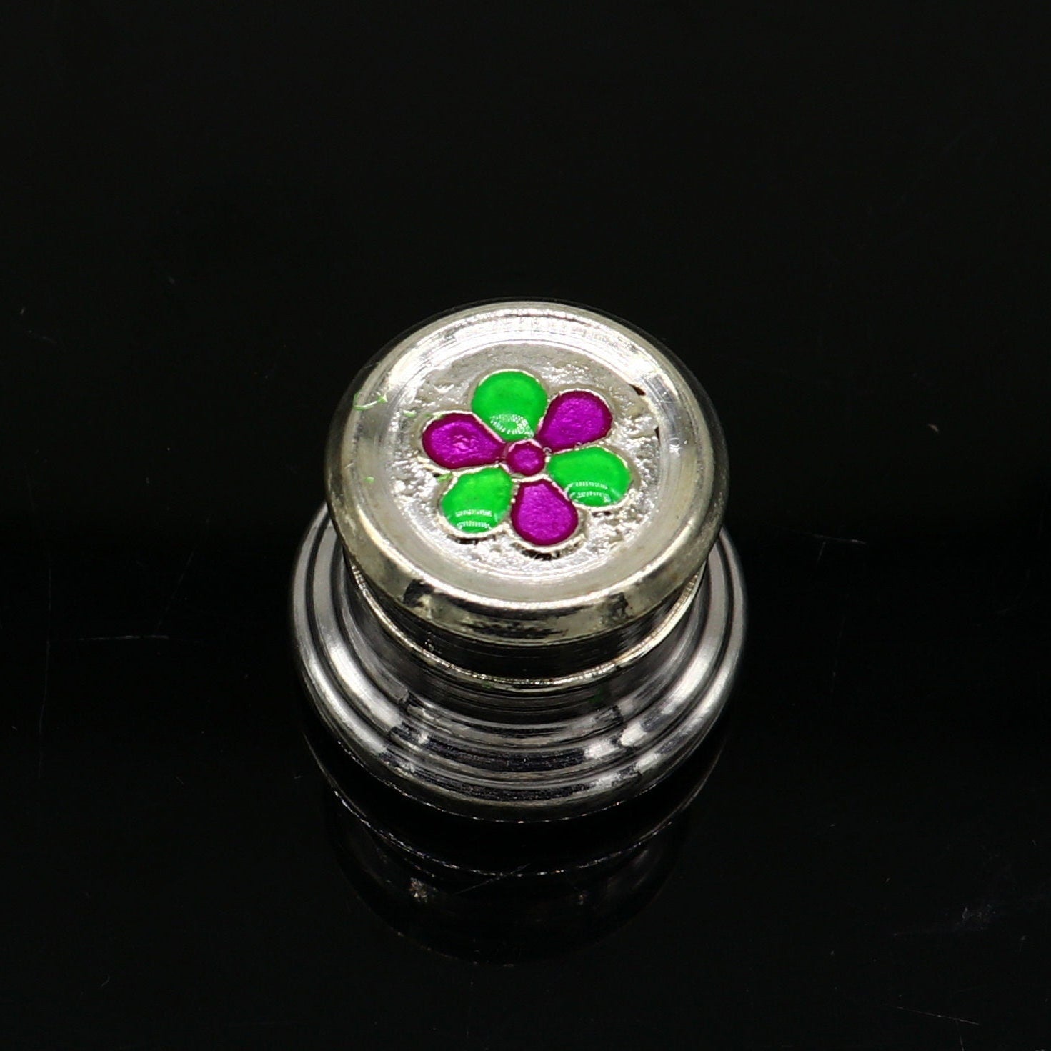 999 pure silver trinket box, kajal box brides round shape box flower design box , container tobacco box, eyeliner Sindur box gifting stb807 - TRIBAL ORNAMENTS