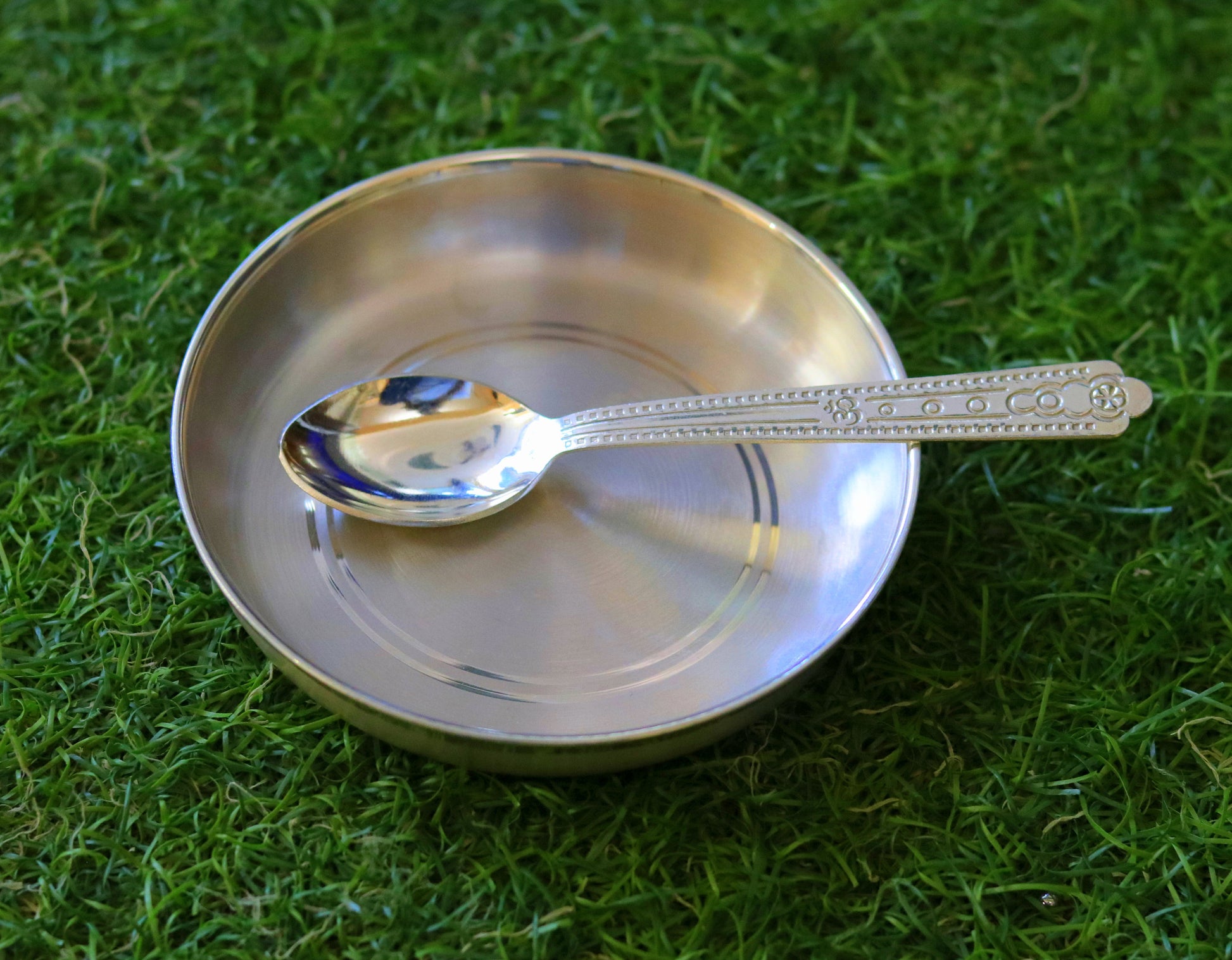 999 sterling silver handmade silver plate tray and spoon set, silver baby vessels set , silver vessels , silver utensils from india sv04 - TRIBAL ORNAMENTS