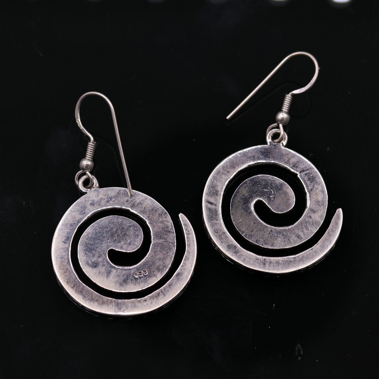 Amazing spiral design 925 solid sterling silver scratch link fancy hoops earrings tribal jewelry from Rajasthan india daily use jewelry s420 - TRIBAL ORNAMENTS