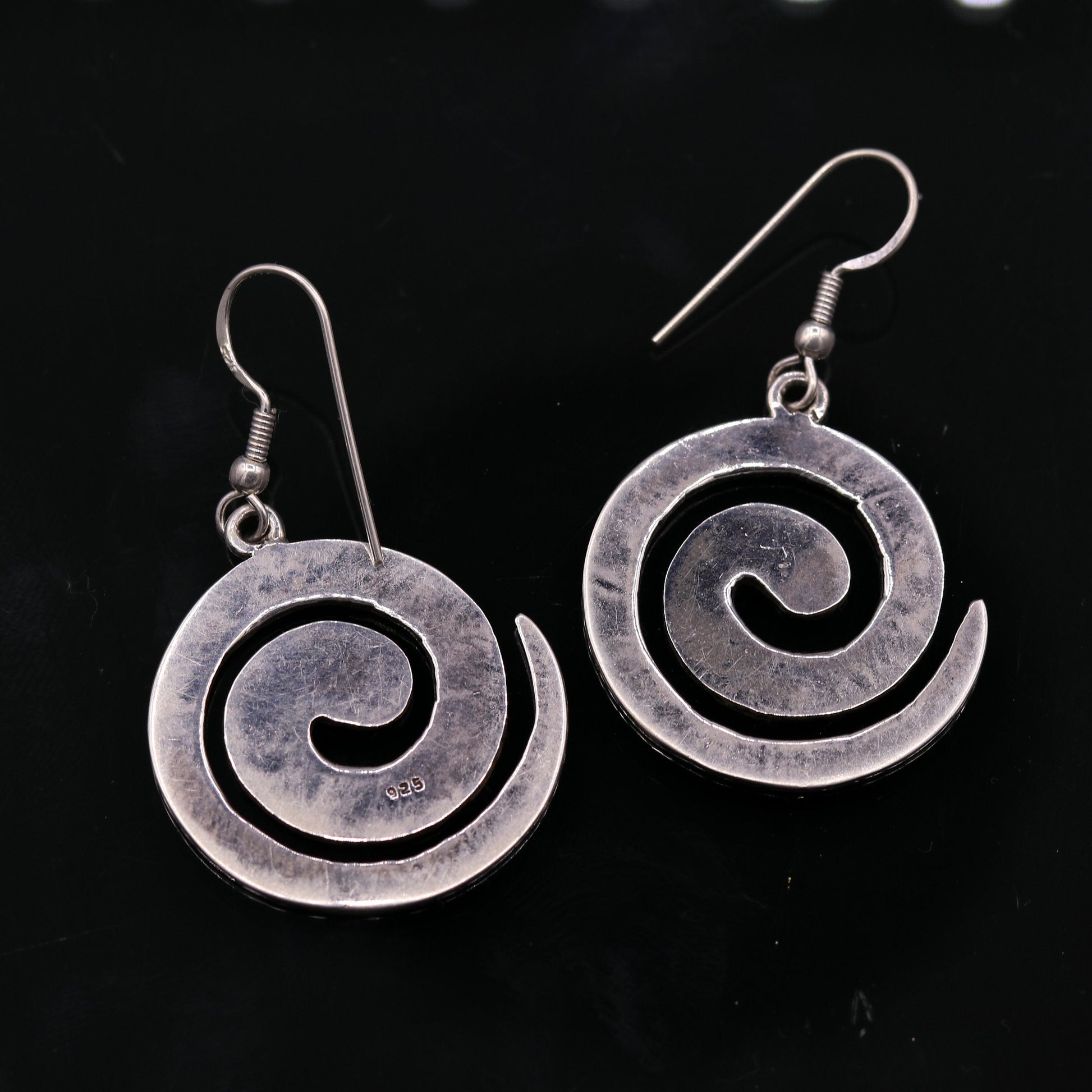 Amazing spiral design 925 solid sterling silver scratch link fancy hoops earrings tribal jewelry from Rajasthan india daily use jewelry s420 - TRIBAL ORNAMENTS