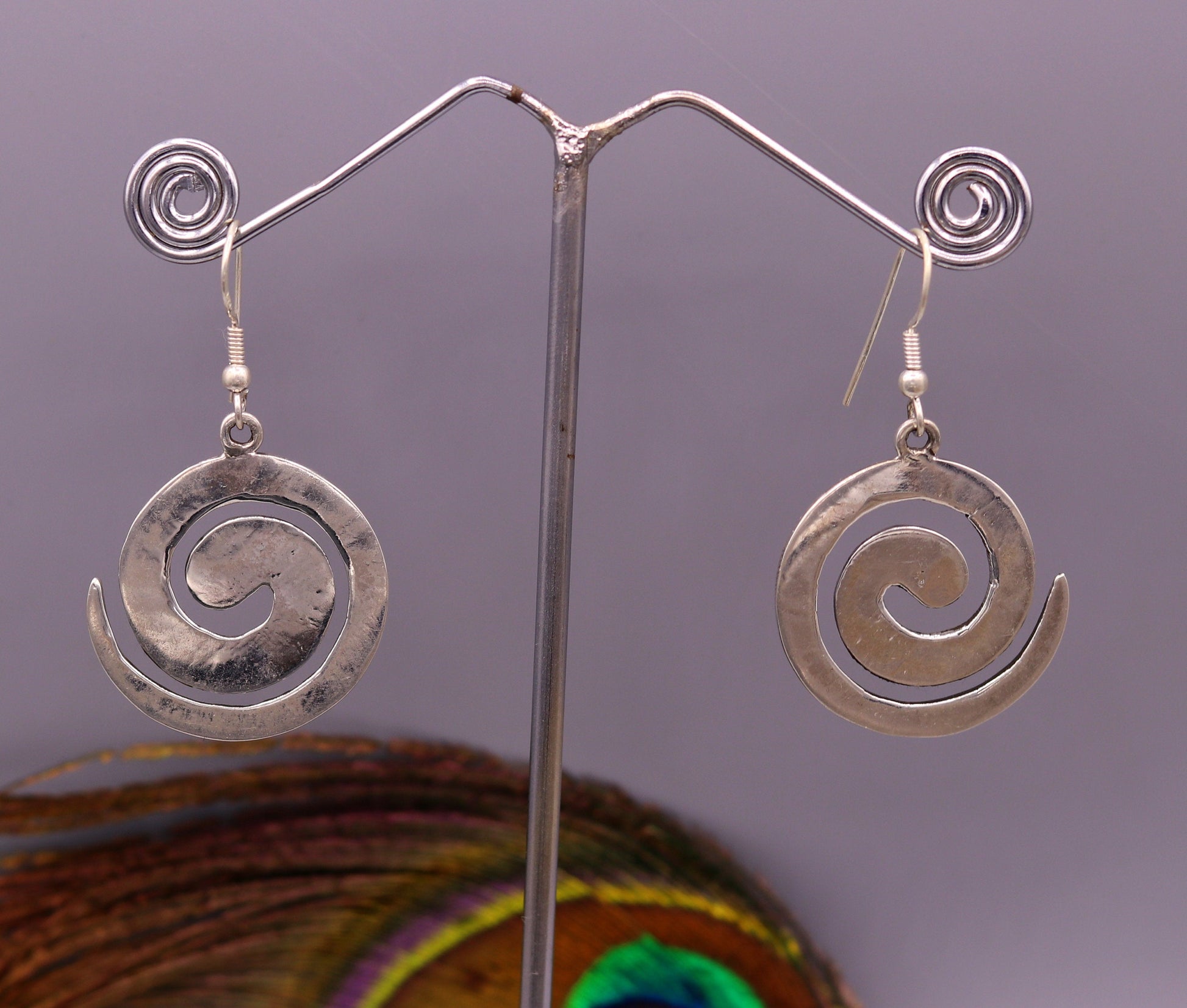 Amazing spiral design 925 solid sterling silver scratch link fancy hoops earrings tribal jewelry from Rajasthan india daily use jewelry s420 - TRIBAL ORNAMENTS