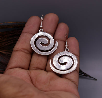 Amazing spiral design 925 solid sterling silver scratch link fancy hoops earrings tribal jewelry from Rajasthan india daily use jewelry s420 - TRIBAL ORNAMENTS