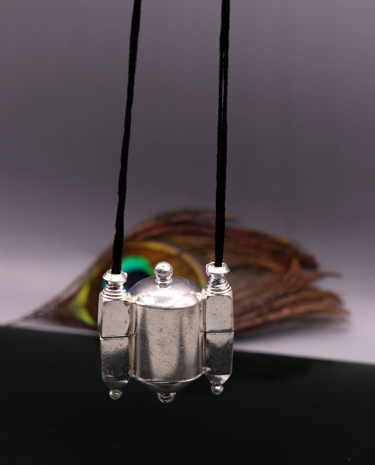 Amazing Sterling silver handmade lingam box container box pendant jewelry from rajasthan india tribal jewelry for belly dance nsp110 - TRIBAL ORNAMENTS
