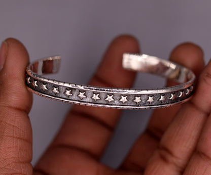 Vintage tribal 925 sterling silver cuff bangle bracelet, adjustable unisex jewelry perfect for personalized gifting.
