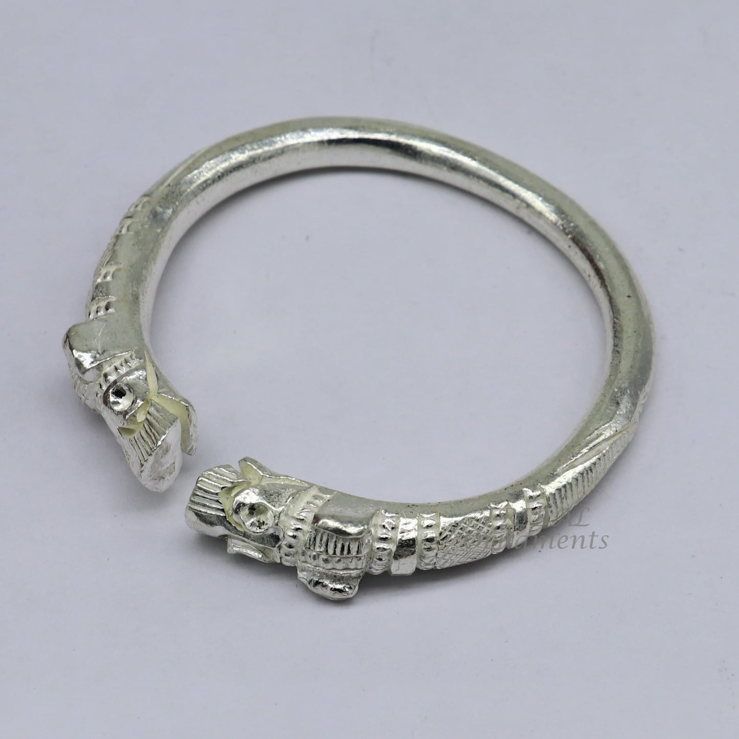 Vintage 925 solid silver crocodile design bangle cuff bracelet, unisex jewelry, adjustable, stylish tribal ornament jewelry.