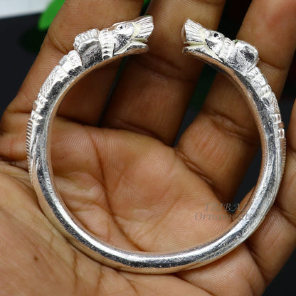 Solid 925 silver crocodile design bangle cuff bracelet, adjustable unisex jewelry by Tribal Ornaments, vintage style.
