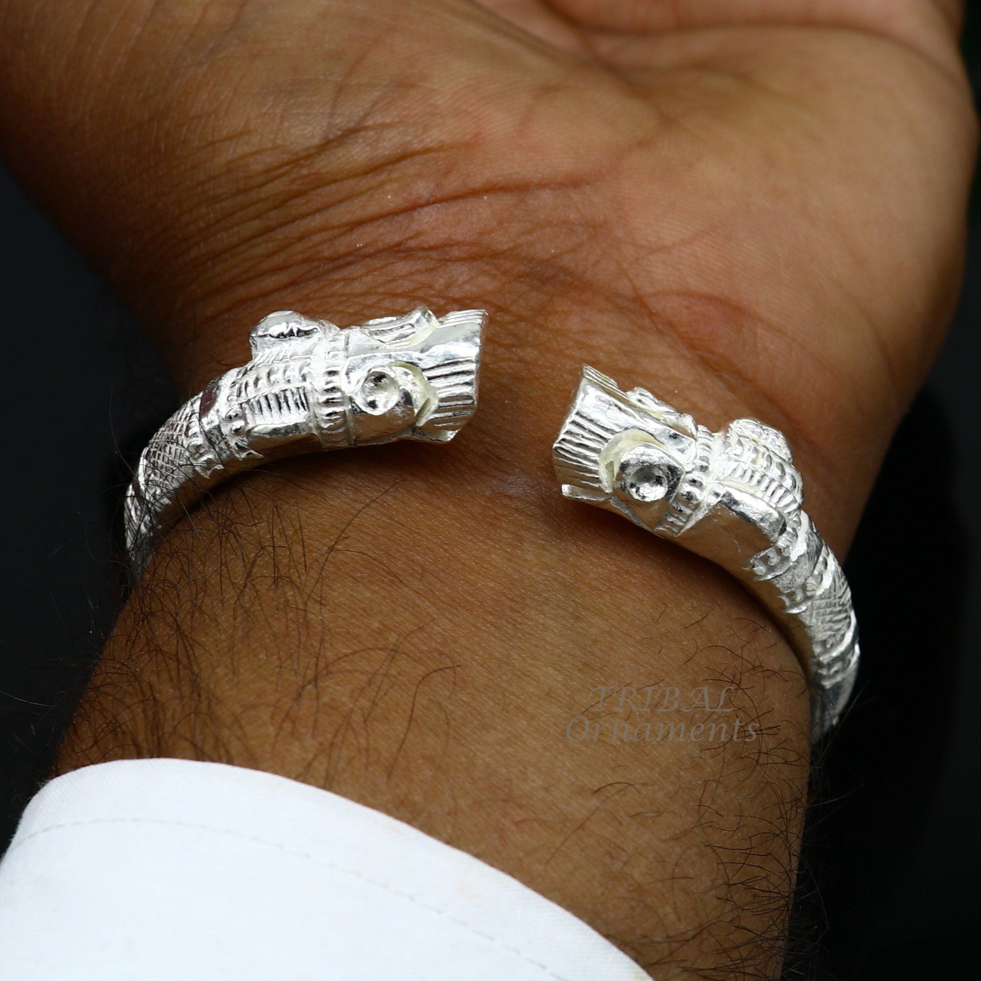 Vintage 925 solid silver crocodile design cuff bracelet by Tribal Ornaments, unisex jewelry, adjustable fit, stylish wrist accessory.
