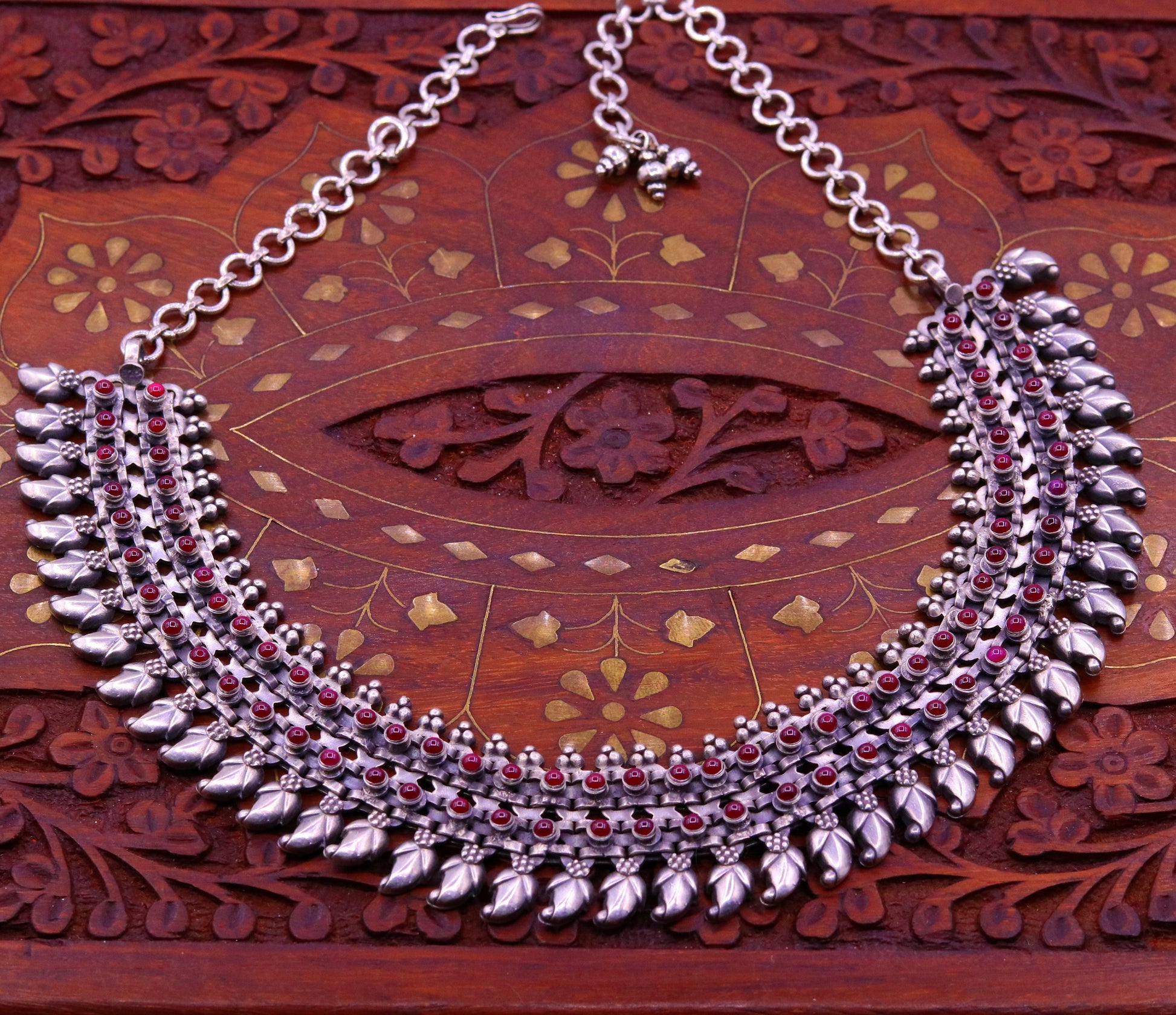 Indian vintage 925 sterling silver charm necklace set with intricate tribal design, handcrafted jewelry perfect for gifting.