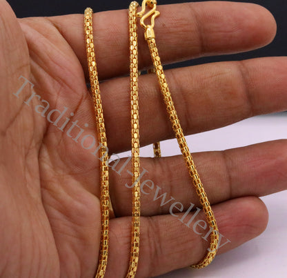 22KT yellow gold handmade customized spotted bombato chain necklace, unisex design, 16-inch length, hallmarked, from Rajasthan, India.