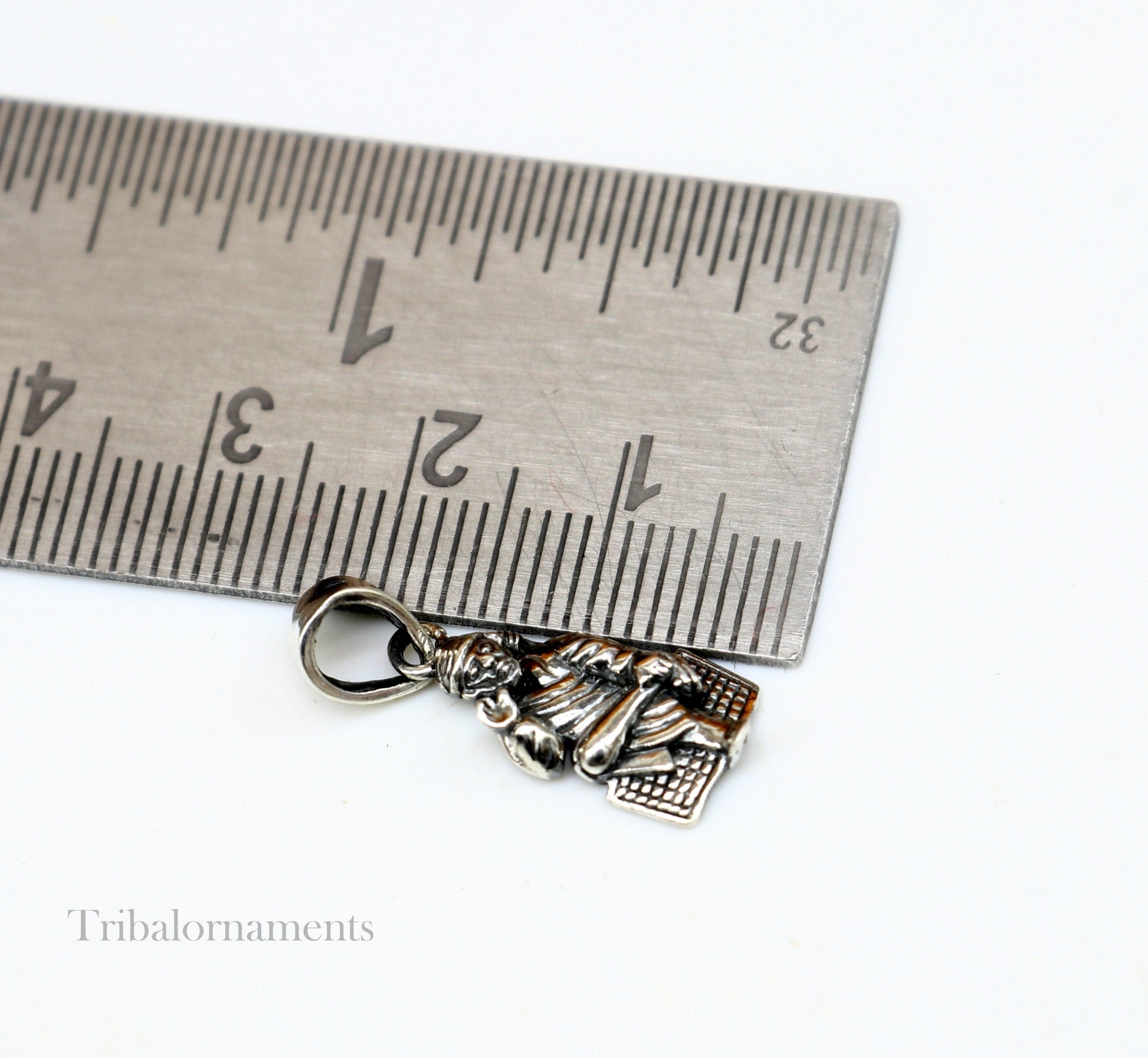 Divine 925 sterling silver handmade Indian idol Sai Baba pendant, amazing blessing pendant locket personalized jewelry tribal jewelry ssp976 - TRIBAL ORNAMENTS