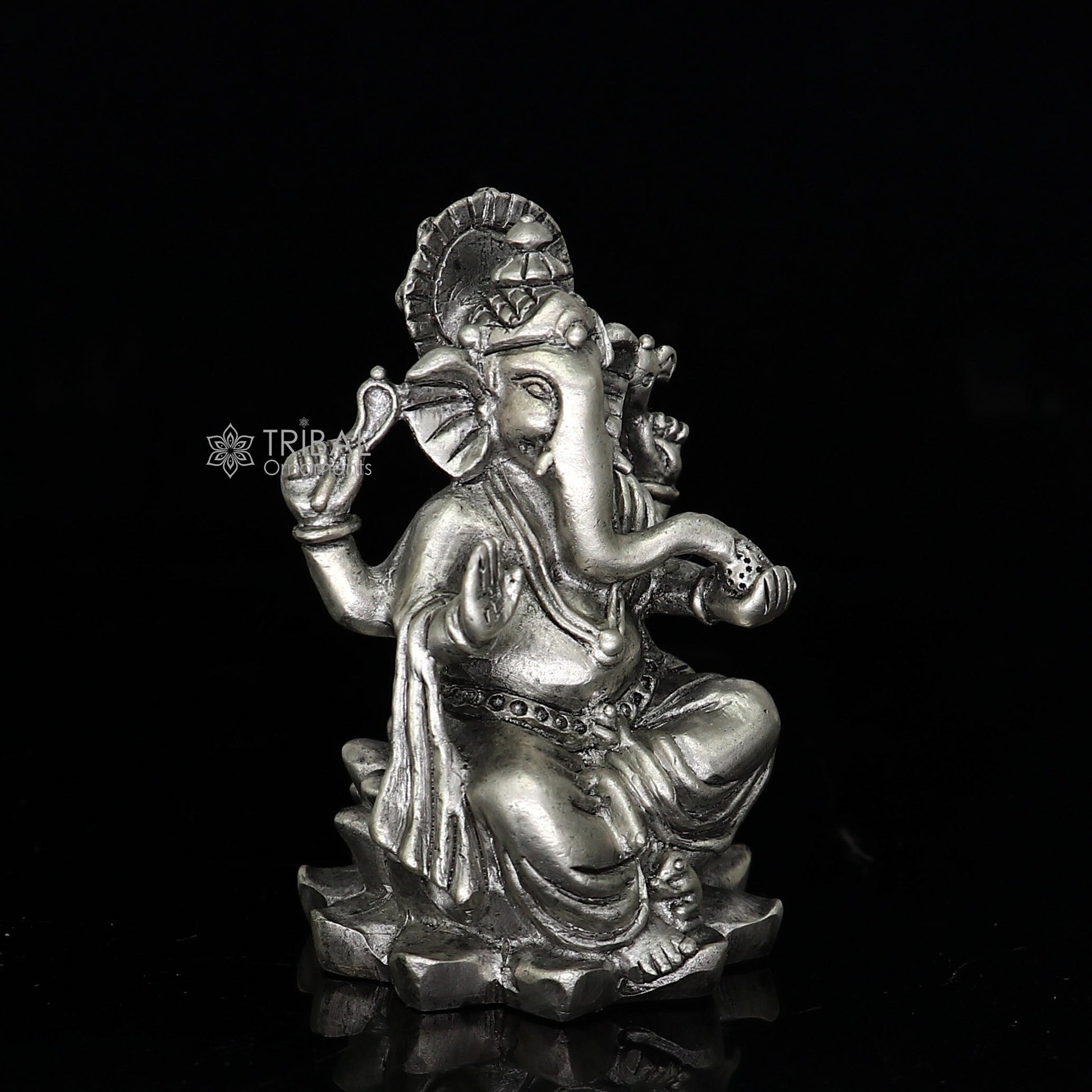 Divine 925 Sterling silver Lord Ganesh Idol, Pooja Articles, Silver Idols Figurine Ganesha statue sculpture Diwali puja gift art671 - TRIBAL ORNAMENTS