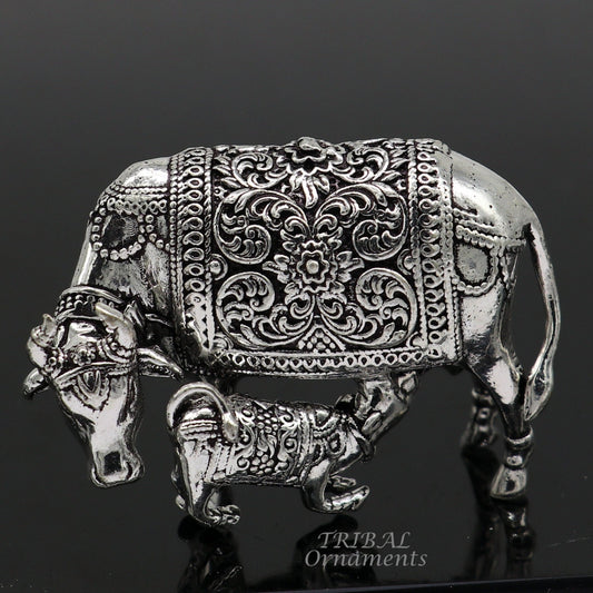 Divine cow and calf 925 sterling silver vintage design Kamdhenu cow, deity's cow, wishing cow, silver cow for wealth and prosperity  art589 - TRIBAL ORNAMENTS