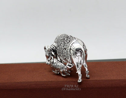 Divine cow and calf 925 sterling silver vintage design Kamdhenu cow, deity's cow, wishing cow, silver cow for wealth and prosperity  art589 - TRIBAL ORNAMENTS
