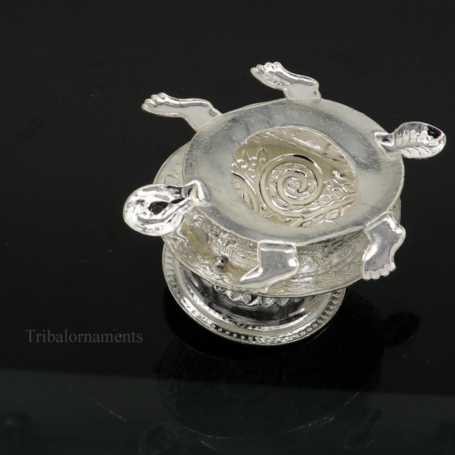 Diwali puja special solid silver handmade tortoise design oil lamp, silver deepak diya, silver temple utensils ,silver puja articles su414 - TRIBAL ORNAMENTS