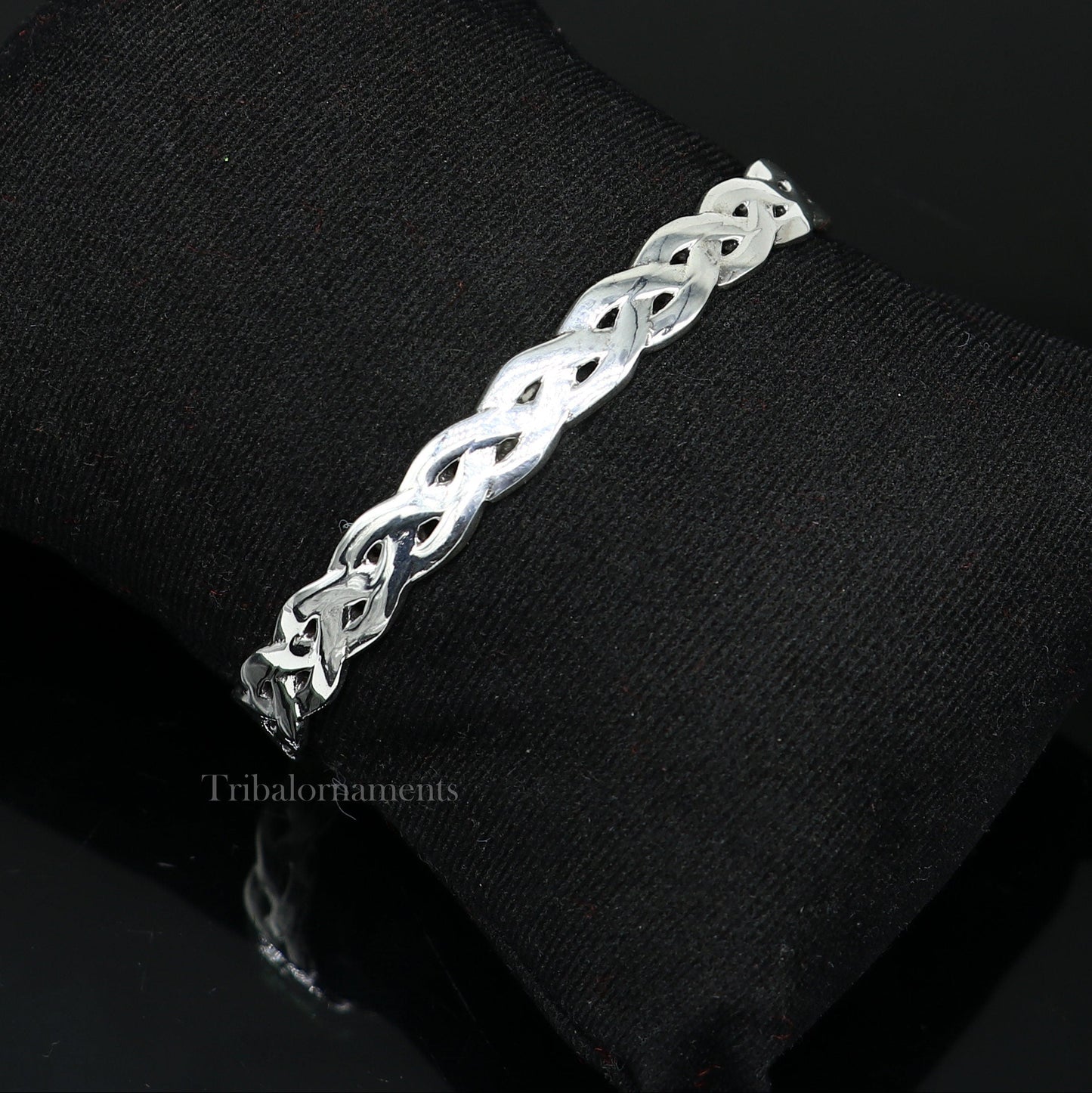 Elegant 925 sterling silver adjustable cuff bangle bracelet by Tribal Ornaments, featuring a stylish unisex design.