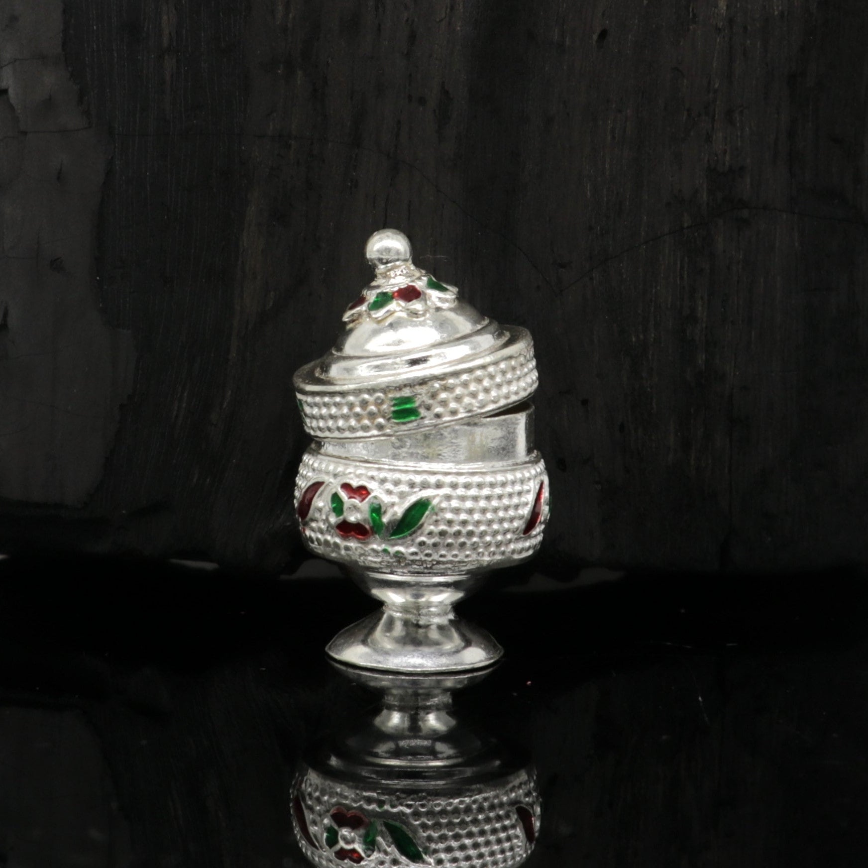 Exclusive gifting trinket box, sindur kumkum box, brides eye kajal box, 925 sterling silver handmade gifting article silver jewelry stb118 - TRIBAL ORNAMENTS