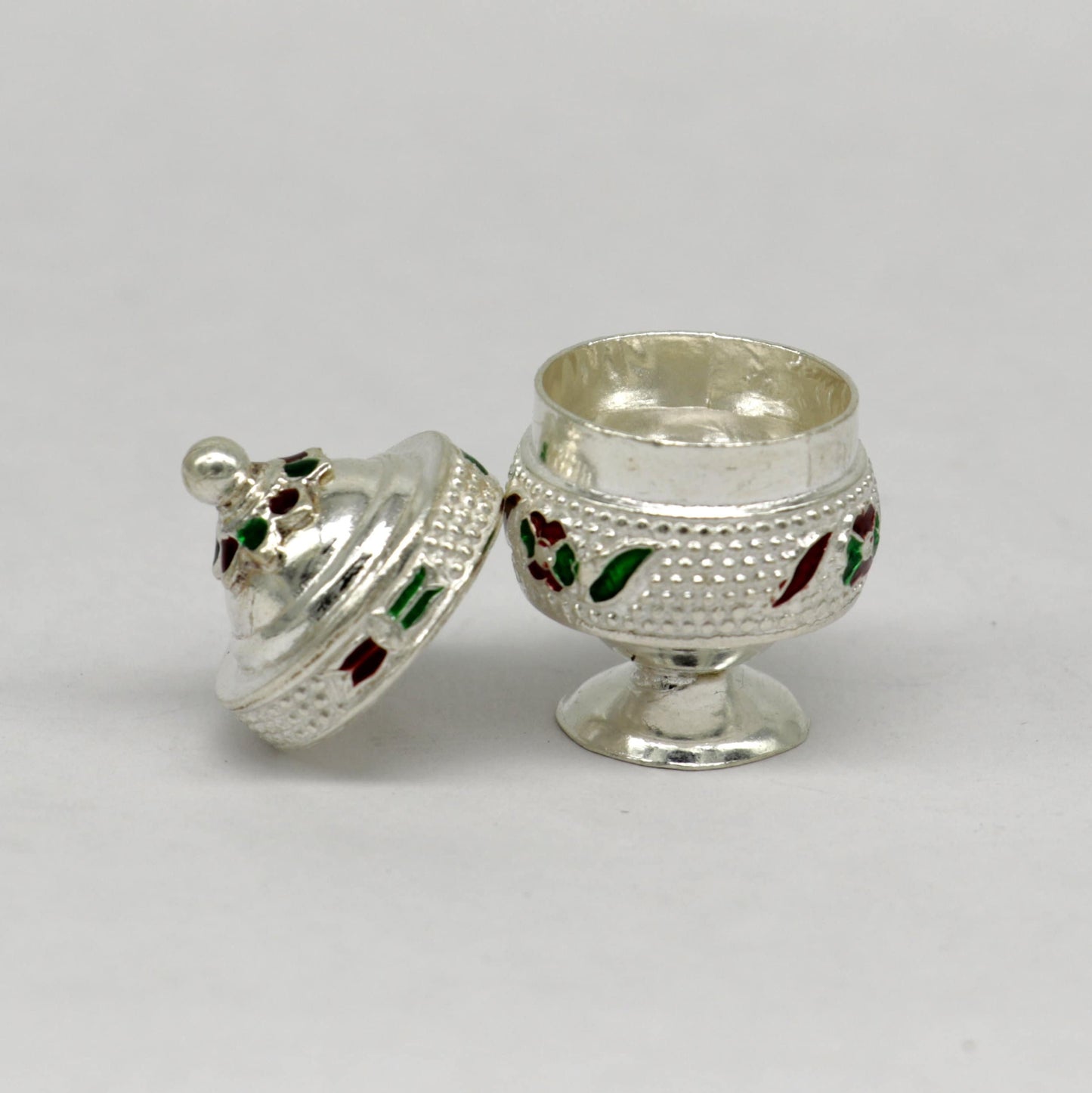 Exclusive gifting trinket box, sindur kumkum box, brides eye kajal box, 925 sterling silver handmade gifting article silver jewelry stb118 - TRIBAL ORNAMENTS