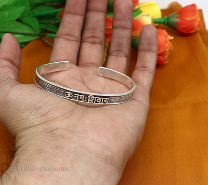 Unisex 925 sterling silver "Aum Namah Shivay" mantra cuff bangle bracelet with handmade design from Tribal Ornaments.
