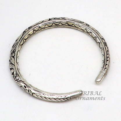 925 sterling silver Chitai Nakshi work unisex cuff bangle bracelet, oxidized design, handmade tribal jewelry for gifting.