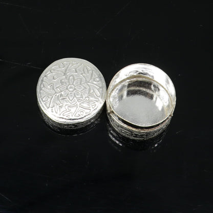 Small bridal queen style sterling silver jewelry box by TRIBAL ORNAMENTS, featuring intricate tribal design for jewelry storage.