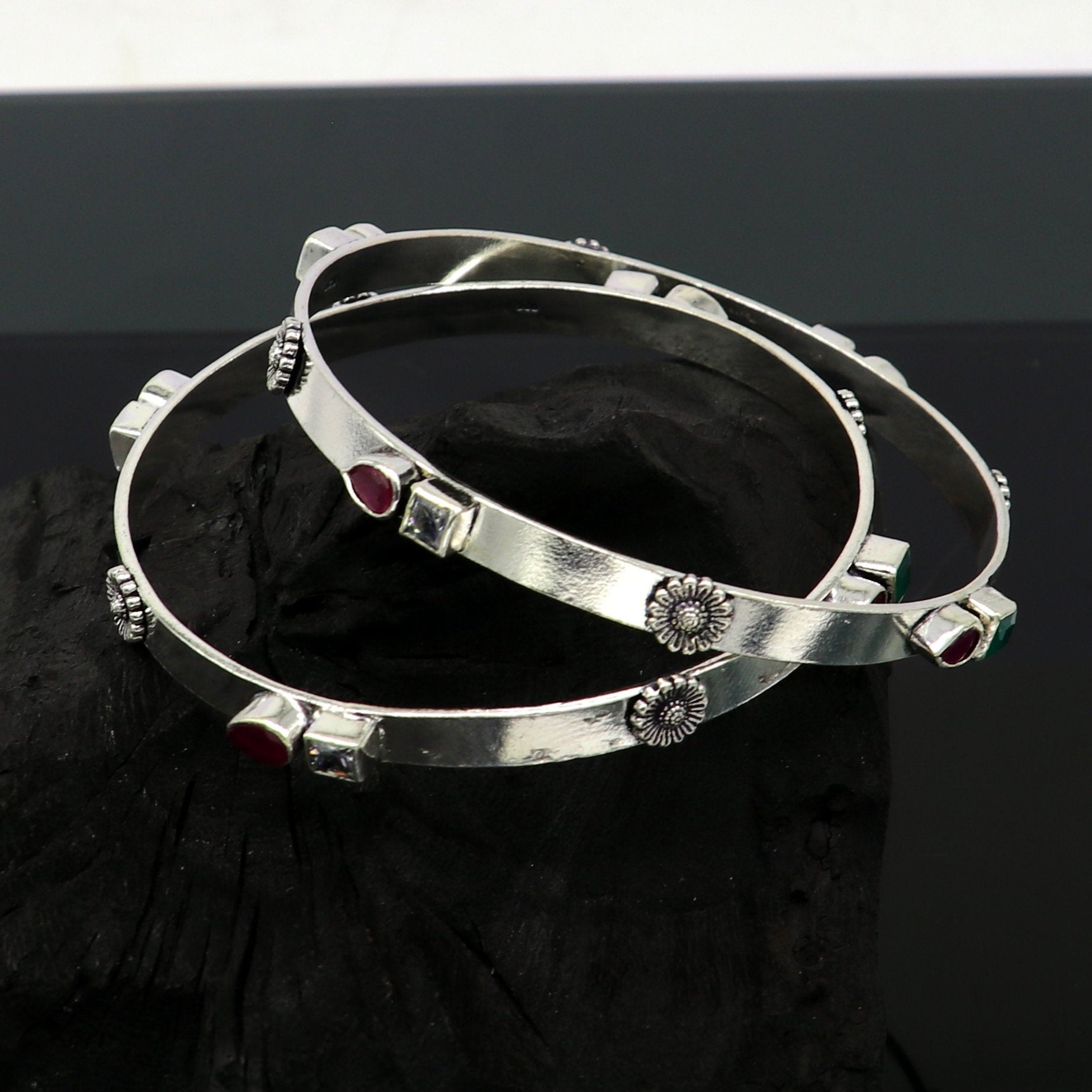 exclusive unique design handmade 925 sterling silver plain design green red stone bangles bracelet, tribal stylish fancy jewelry nba118 - TRIBAL ORNAMENTS