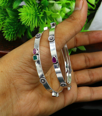 Sterling silver bangles bracelet with green and red stones, tribal design, handmade jewelry by TRIBAL ORNAMENTS.