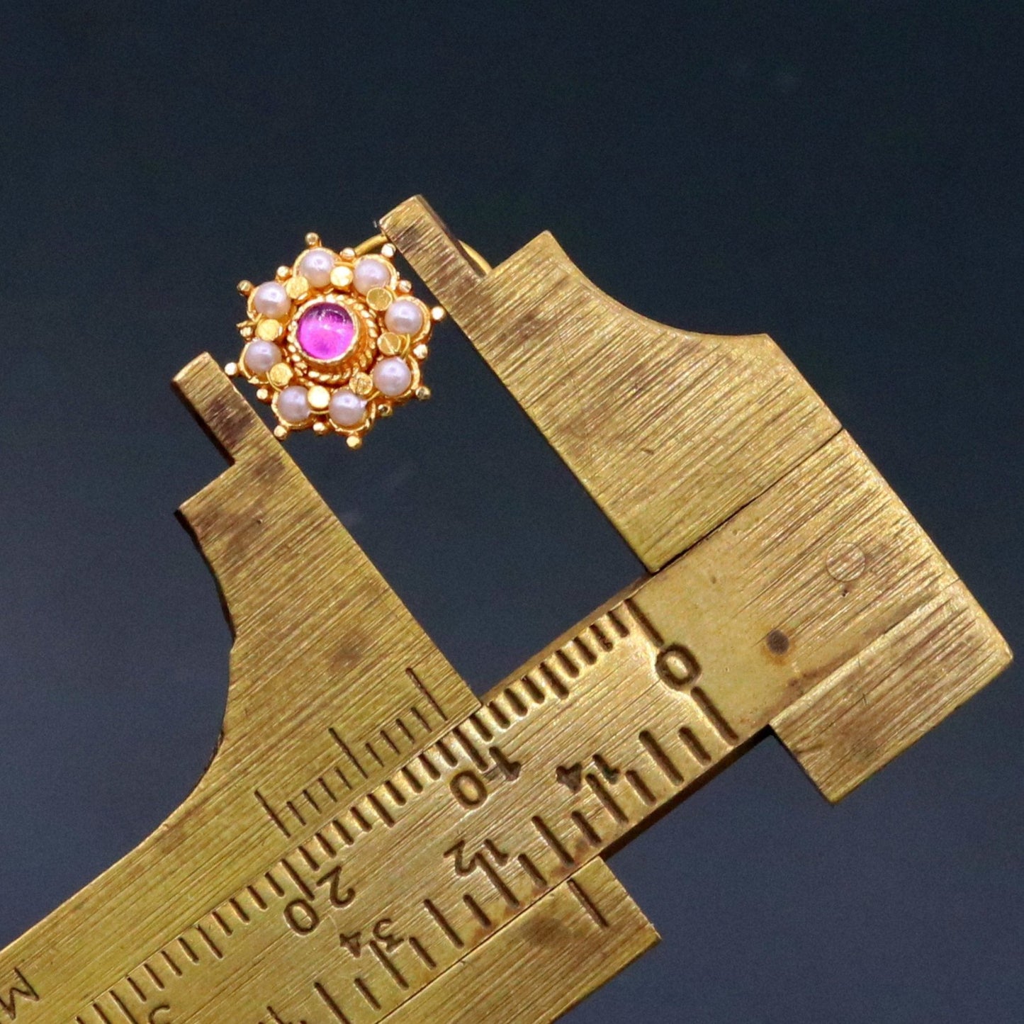 Fabulous 8 white pearl and red stone 20kt yellow gold nose pin nose stud Indian vintage antique design handmade tribal jewelry gnp27 - TRIBAL ORNAMENTS