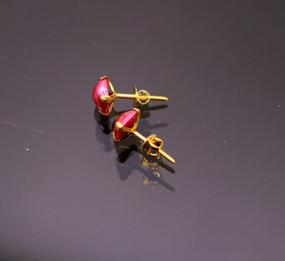 Fabulous Red color stone 18kt yellow gold handmade stud earring excellent daily use gifting light weight jewelry india   er99 - TRIBAL ORNAMENTS