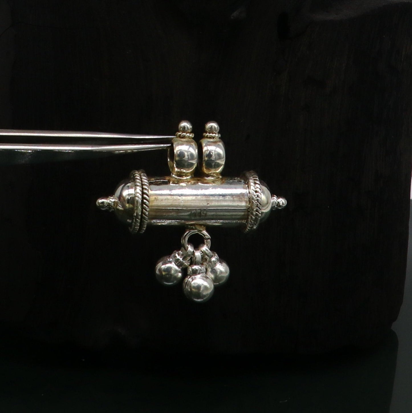 Fine 925 silver amulet pendant, plain shine design pendant, unique stylish fancy jewelry, elegant gifting pendant with jingling bells ssp389 - TRIBAL ORNAMENTS