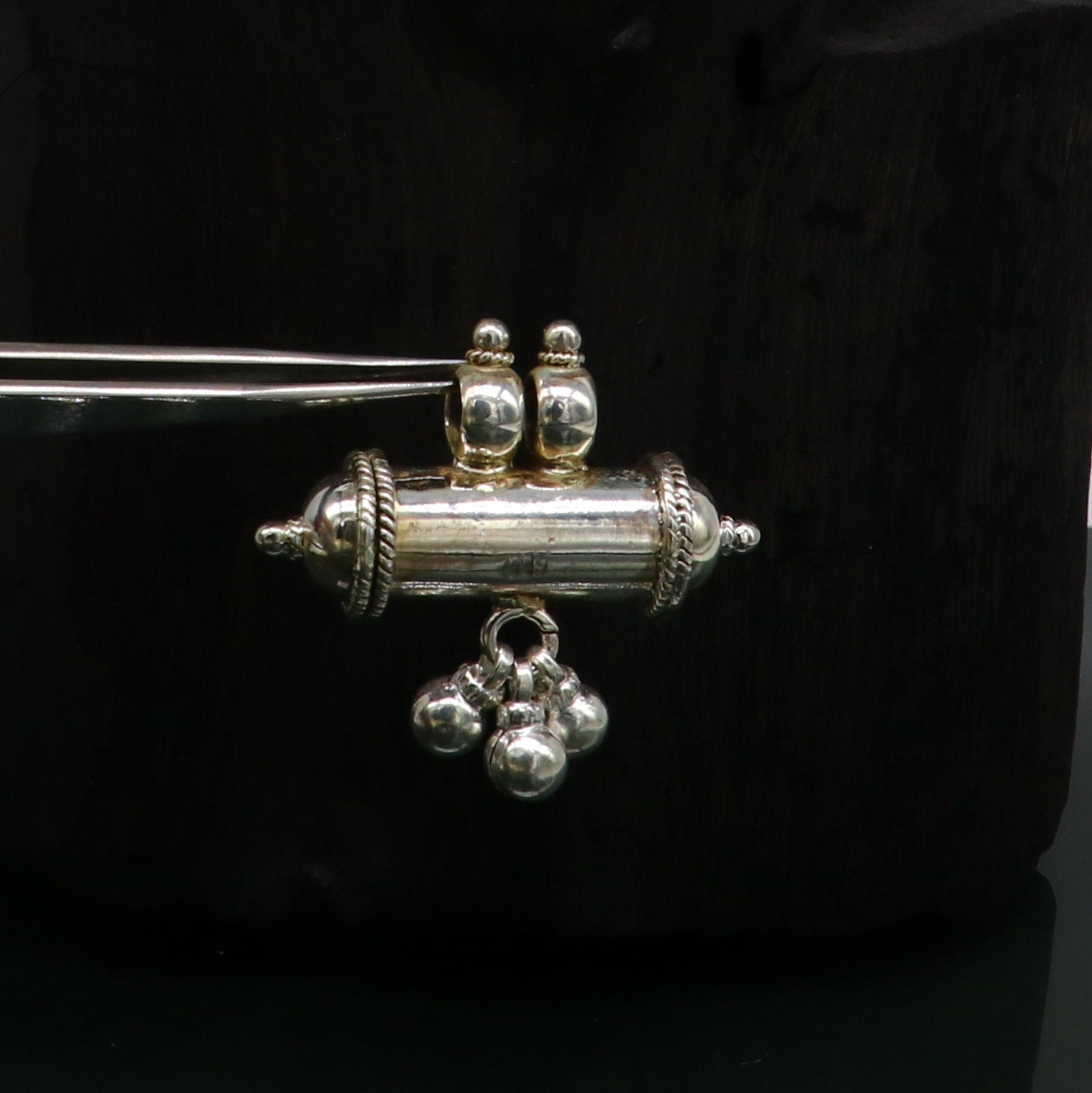 Fine 925 silver amulet pendant, plain shine design pendant, unique stylish fancy jewelry, elegant gifting pendant with jingling bells ssp389 - TRIBAL ORNAMENTS