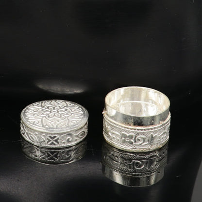 Flower design royal bridal queen style 925 sterling silver trinket box with intricate floral patterns, small jewelry container by TRIBAL ORNAMENTS.
