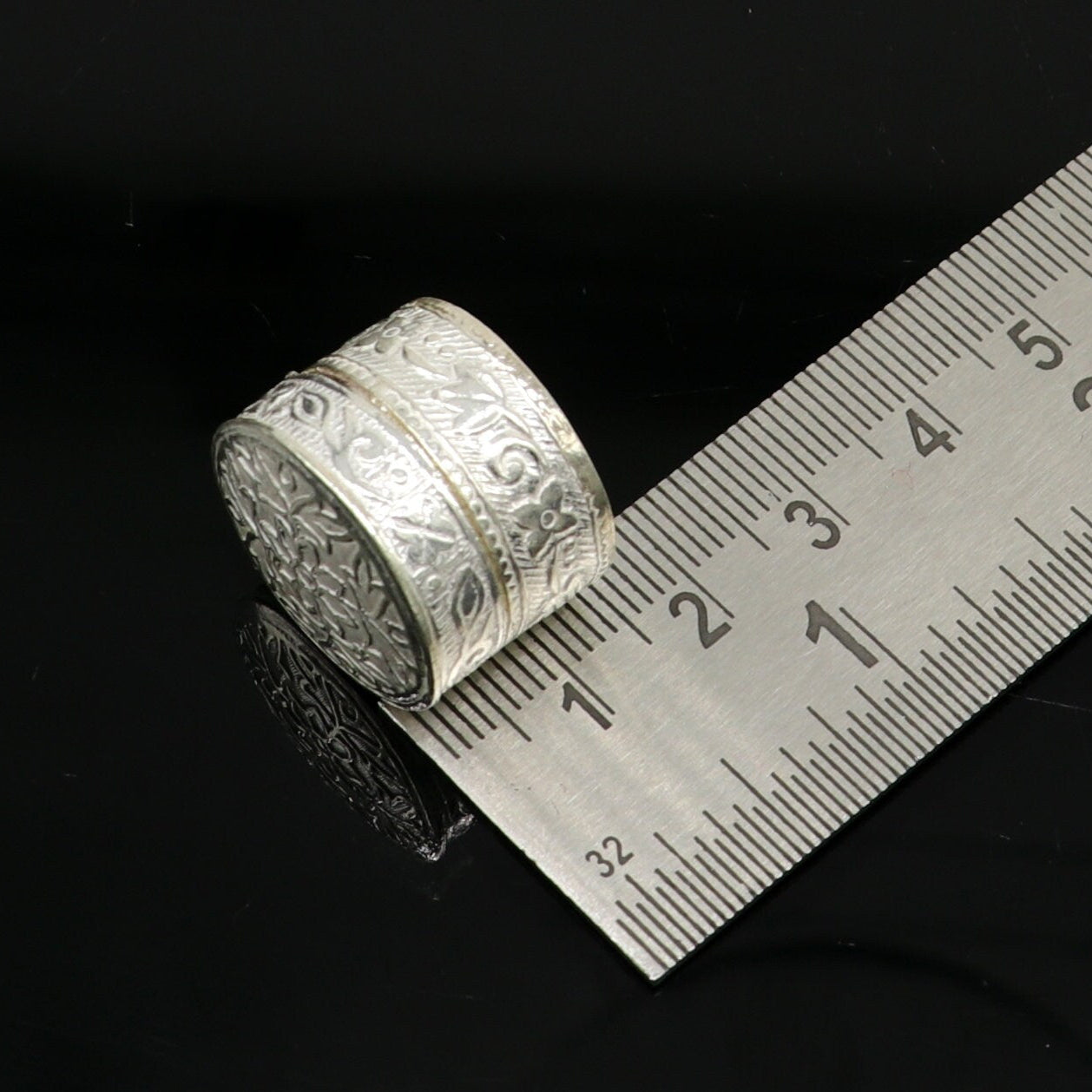 Flower design royal bridal queen style 925 sterling silver trinket box, container box, small jewelry box, Vermilion bridal art stb138 - TRIBAL ORNAMENTS