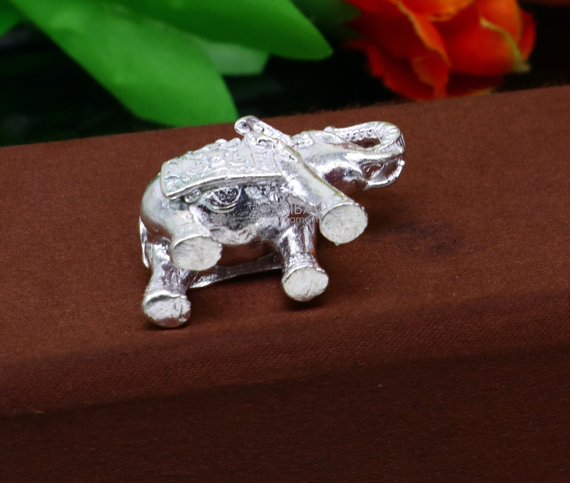 Fully solid 925 Sterling silver Elephant statue/ figurine sculpture, best gifting or puja article figurine for wealth and prosperity art608 - TRIBAL ORNAMENTS