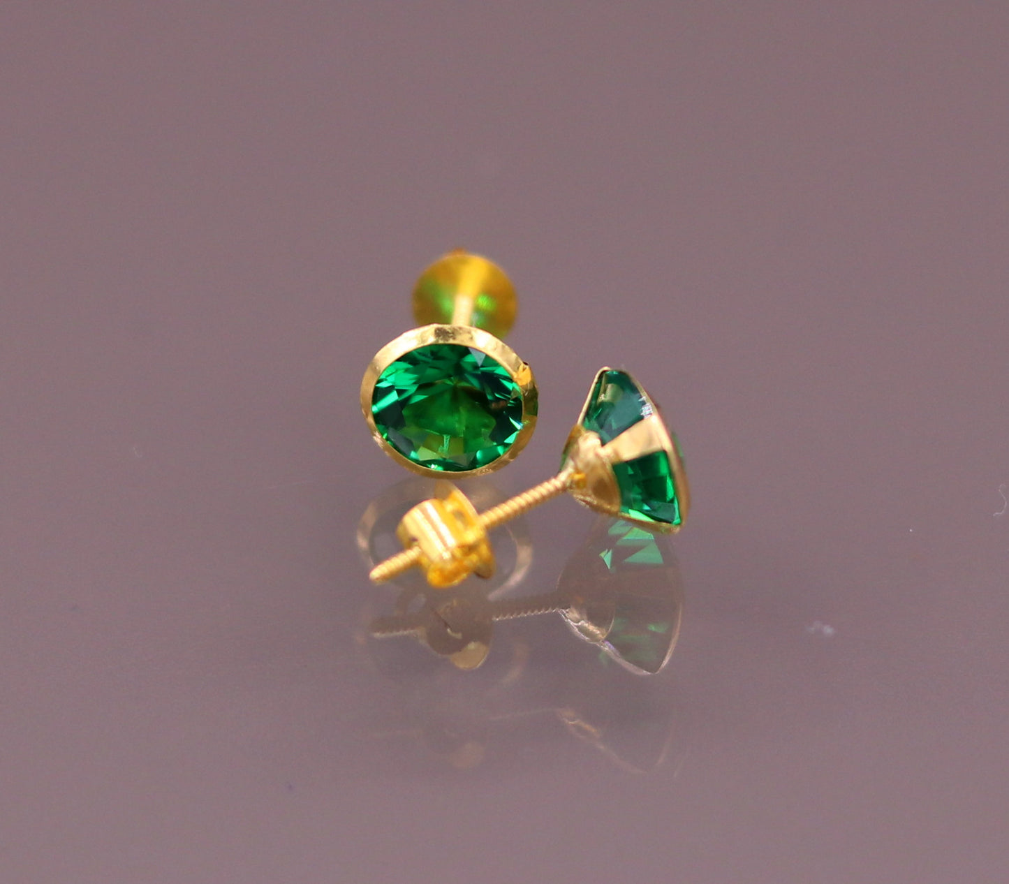 Genuine 18k yellow gold handmade fabulous green stone excellent antique vintage design stud earrings pair unisex jewelry er86 - TRIBAL ORNAMENTS