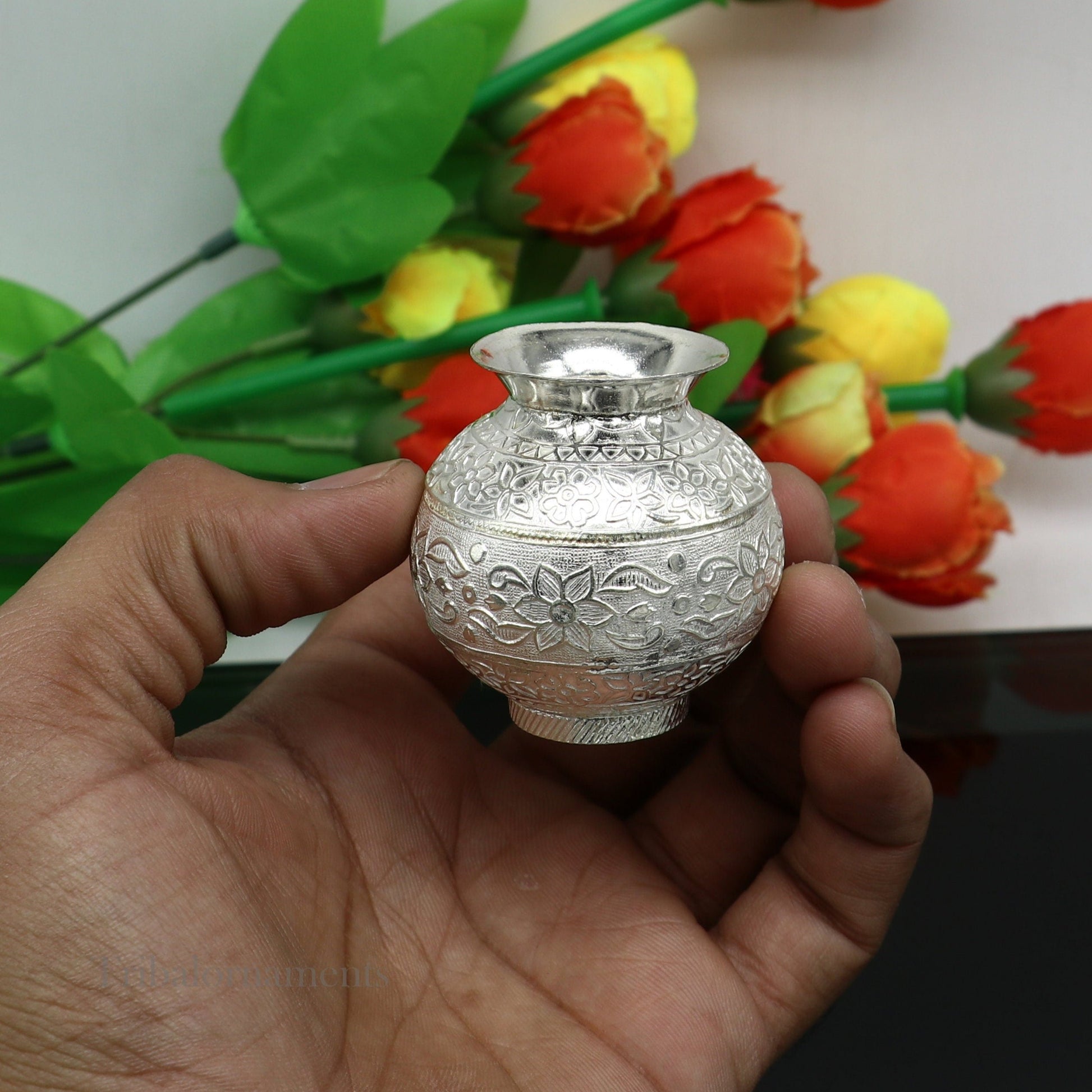 Genuine 925 sterling silver handmade plain design Kalash or pot, unique special silver puja article, water or milk kalash pot india su583 - TRIBAL ORNAMENTS
