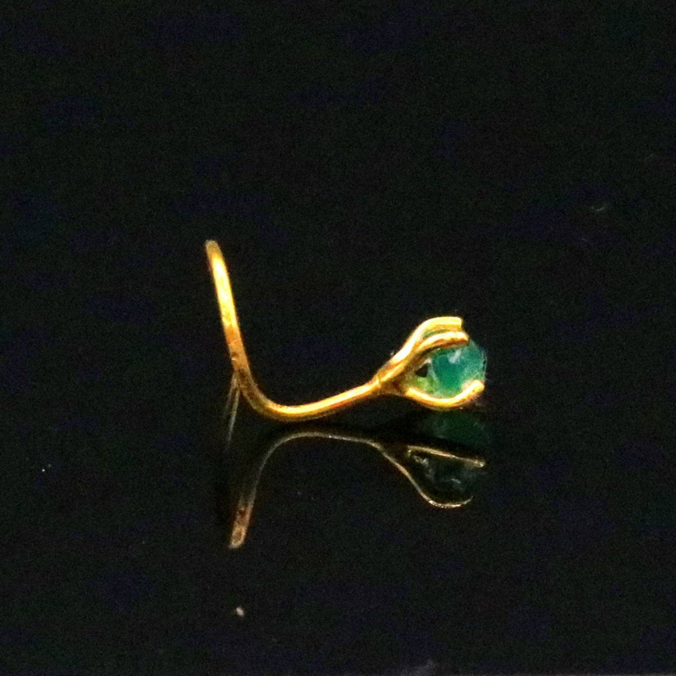 Gorgeous single green onyx stone 22 karat gold handmade fabulous nose pin women's jewelry - TRIBAL ORNAMENTS