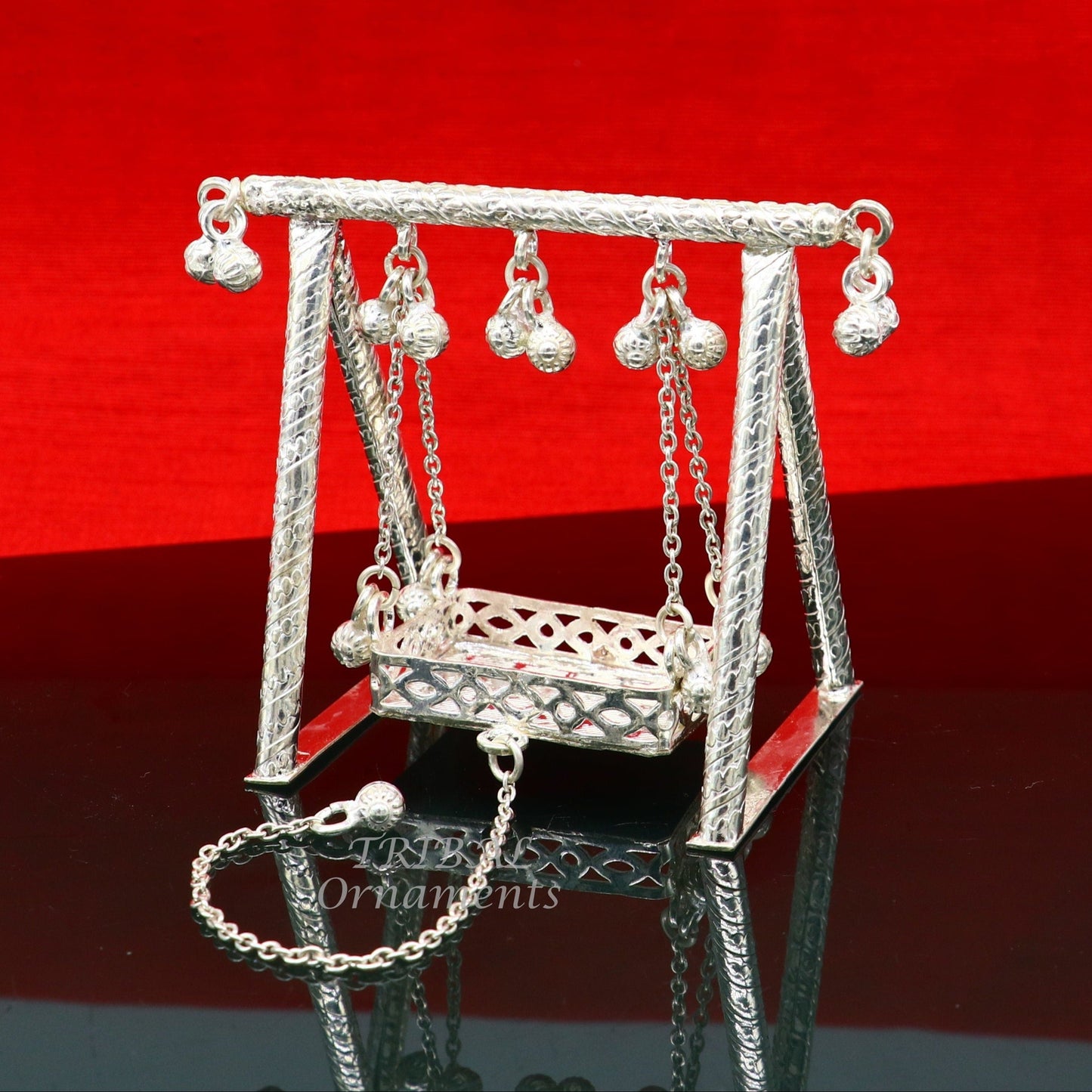 Handcrafted Sterling silver Laddu Gopala jhula, Radha Krishna swing, krishan palana, silver jhula, laddu gopal swing, silver art su823 - TRIBAL ORNAMENTS