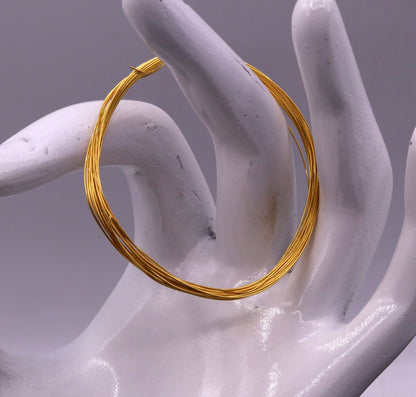 Handmade 22-karat solid gold jewelry wire, 12 inches, 20 gauge, hard round wire for custom jewelry making by Tribal Ornaments.
