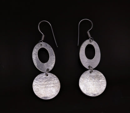 Handmade  925 solid sterling silver scratch link fancy hoops earrings tribal jewelry from Rajasthan india daily use jewelry s418 - TRIBAL ORNAMENTS