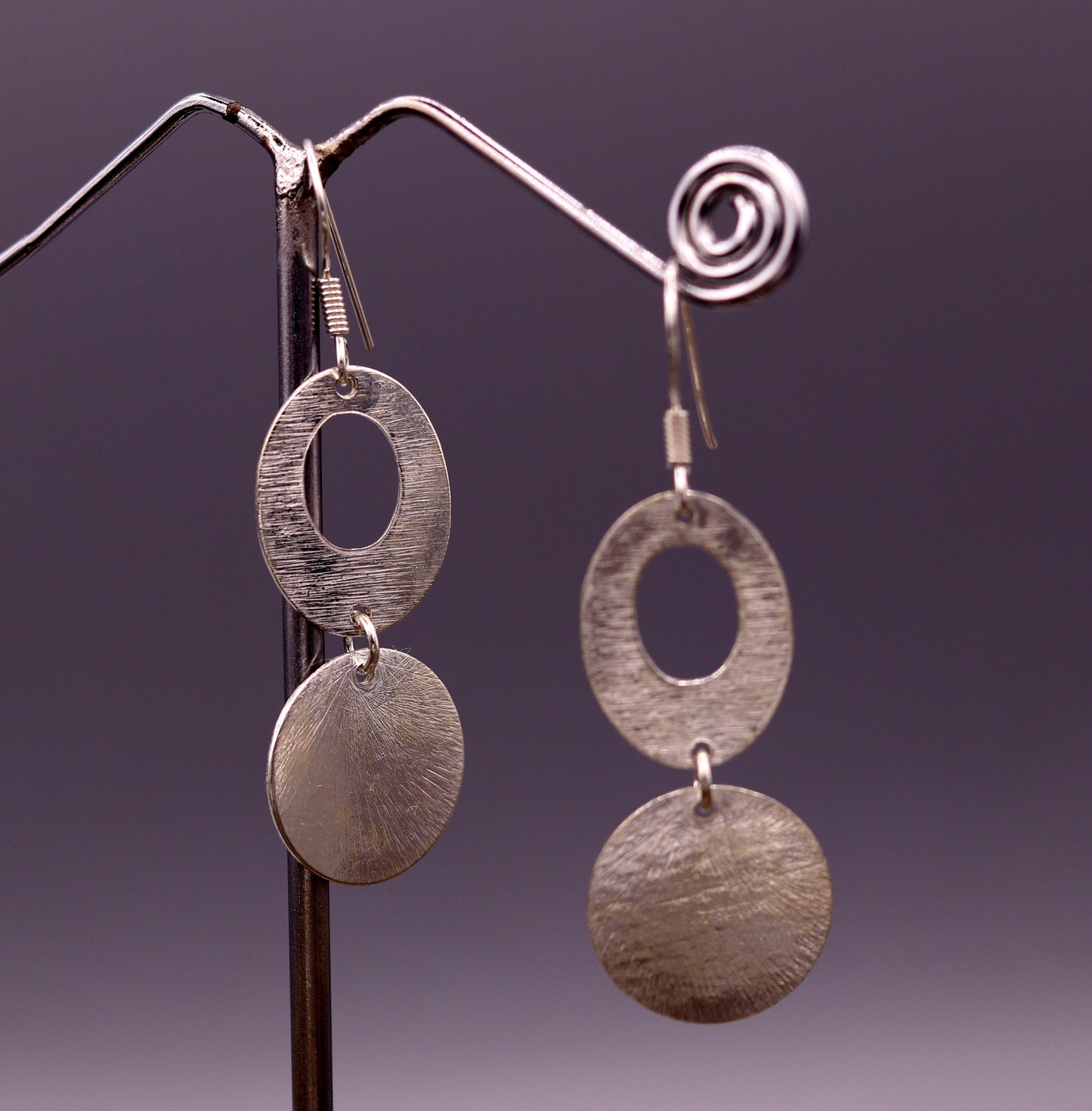 Handmade  925 solid sterling silver scratch link fancy hoops earrings tribal jewelry from Rajasthan india daily use jewelry s418 - TRIBAL ORNAMENTS
