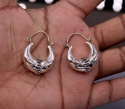 Handmade 925 sterling silver Bali hoops earrings with tribal ethnic design from Rajasthan India, unisex jewelry by Tribal Ornaments.