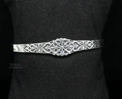 Unisex 925 sterling silver open face cuff bracelet with intricate tribal design, handmade Indian jewelry by Tribal Ornaments.