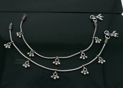 Handmade 925 sterling silver tribal anklet with vintage antique design, hanging bells, perfect for belly dance jewelry.