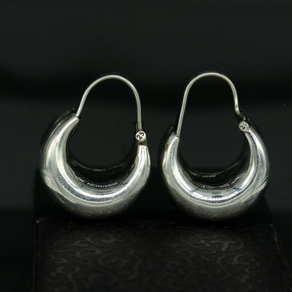 Handmade 925 sterling silver tribal hoops earrings with vintage style, personalized Bali ethnic jewelry from TRIBAL ORNAMENTS.