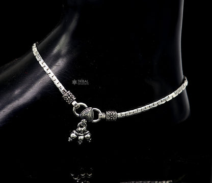 Handmade 925 sterling silver ankle bracelet with intricate chain design, perfect for belly dance jewelry and foot fashion.
