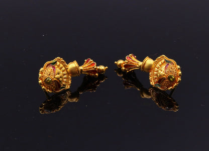 Handmade 22K yellow gold filigree stud earrings with chandelier antique tribal design from Rajasthan, India.