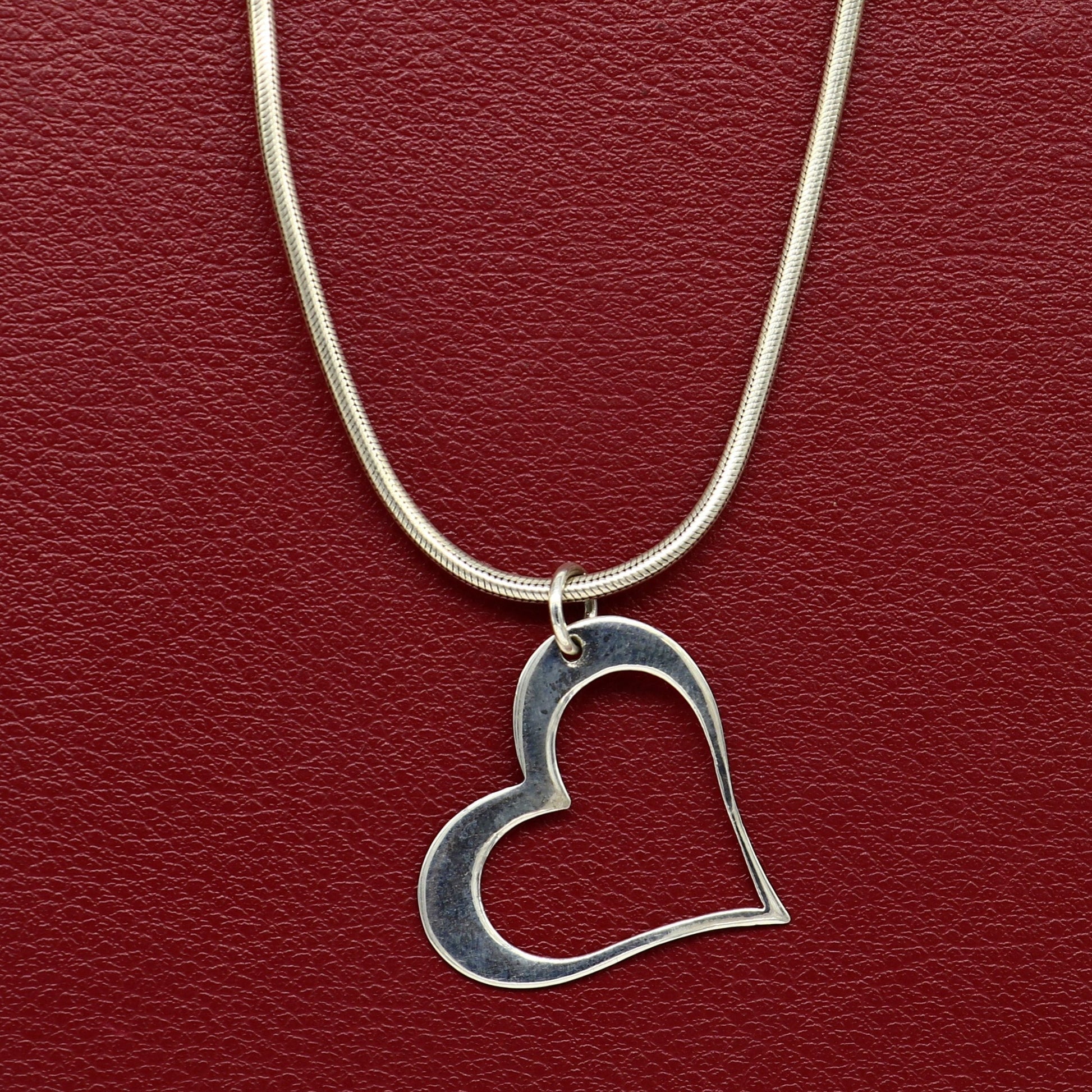 Handmade solid 925 sterling silver heart pendant, excellent unique design stylish unisex personalized gift pendant jewelry from india ssp521 - TRIBAL ORNAMENTS