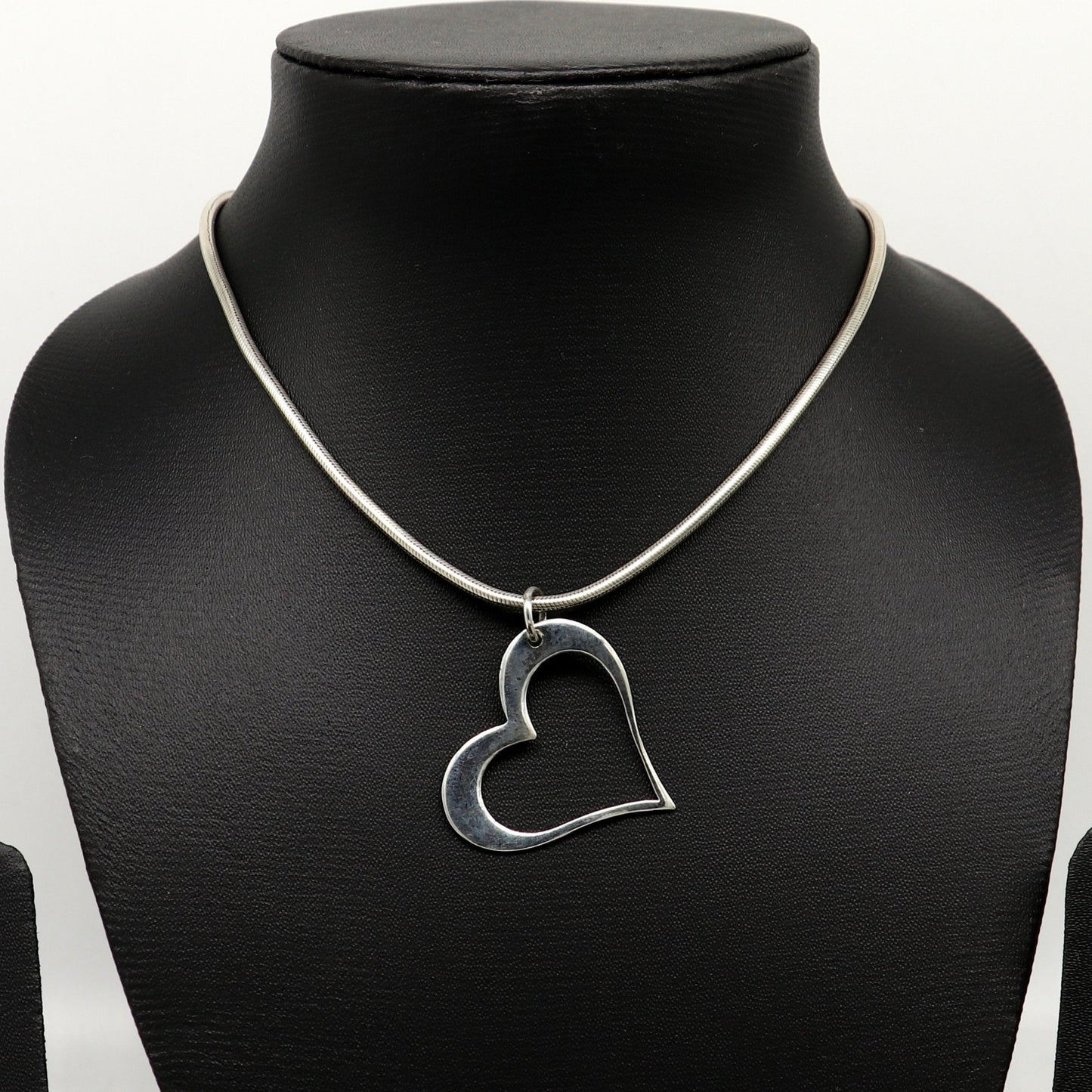 Handmade solid 925 sterling silver heart pendant, excellent unique design stylish unisex personalized gift pendant jewelry from india ssp521 - TRIBAL ORNAMENTS